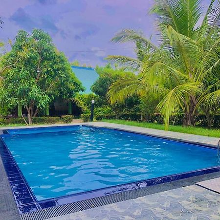 Serenity Lake Resort Yala Tissamaharama Kültér fotó