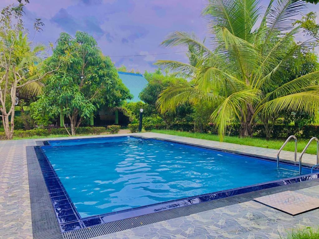 Serenity Lake Resort Yala Tissamaharama Kültér fotó
