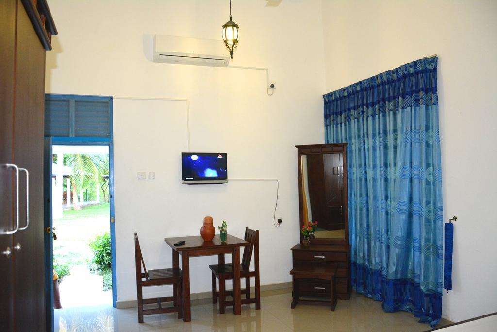 Serenity Lake Resort Yala Tissamaharama Kültér fotó