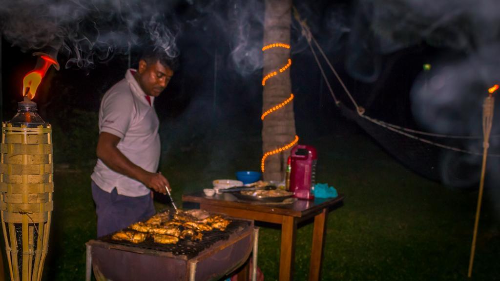 Serenity Lake Resort Yala Tissamaharama Kültér fotó
